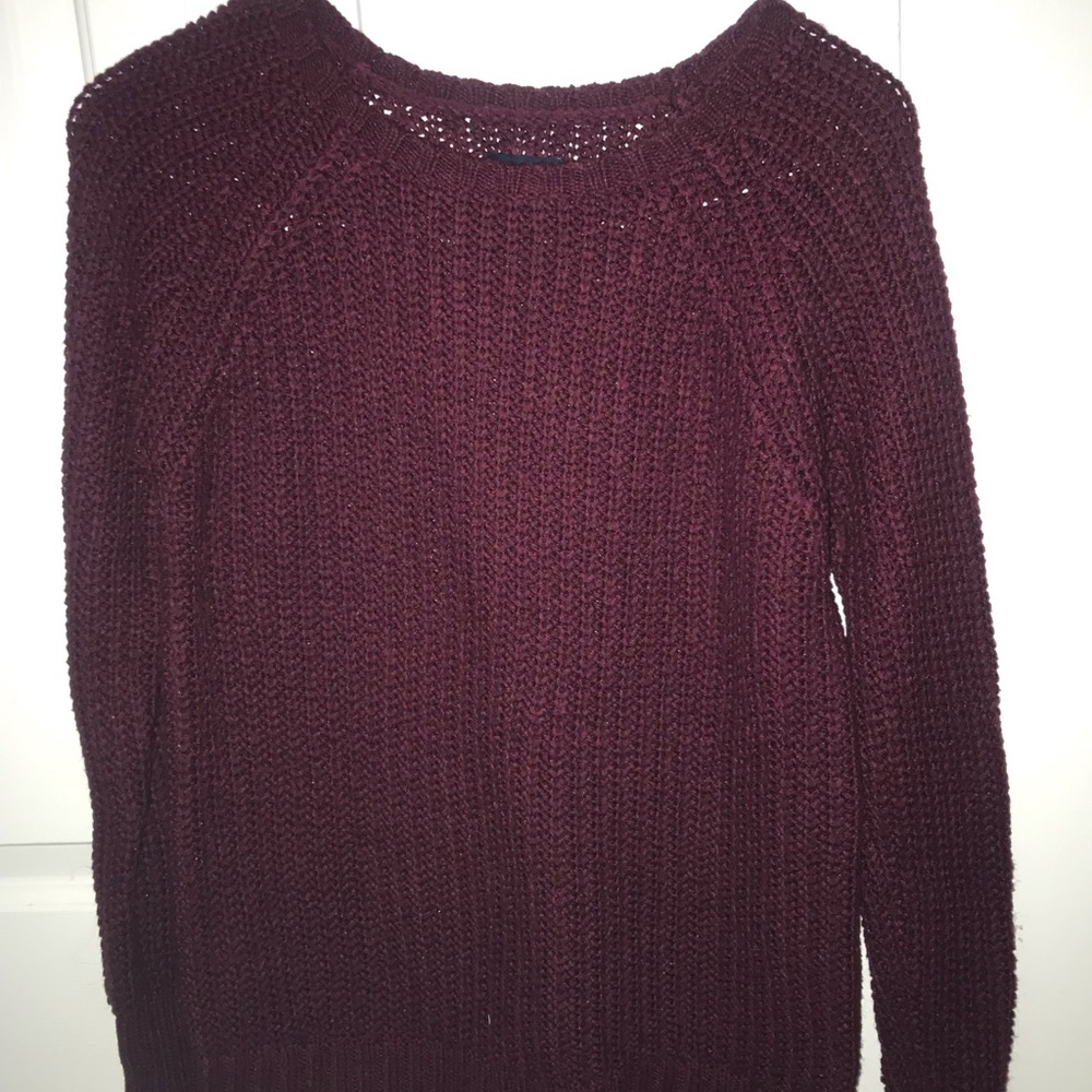 Maroon sweater